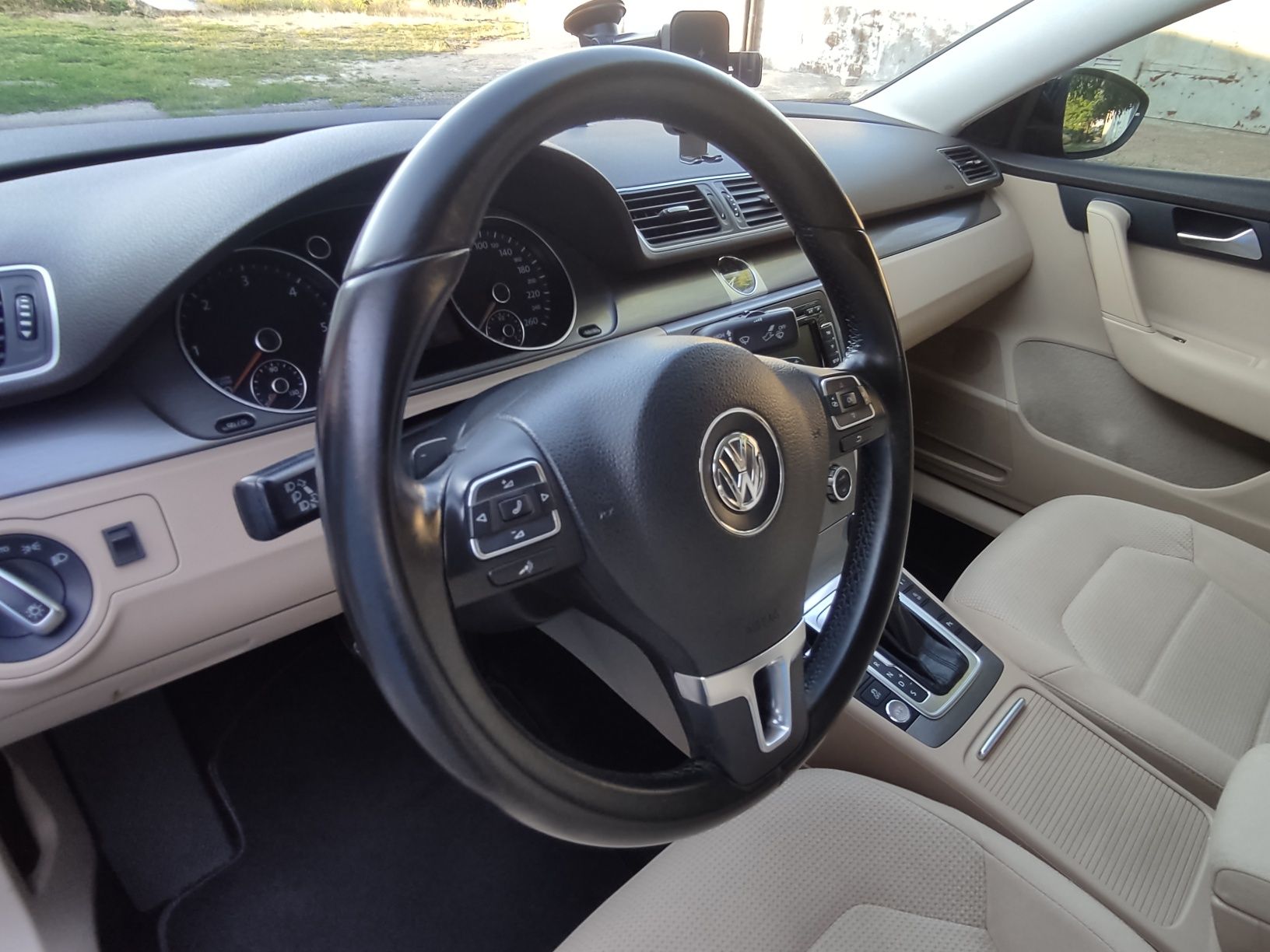 Авто VW Passat B7