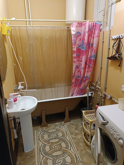 Сдам 2 комнатную квартиру Металлургов (КСМ) пр. Соборный