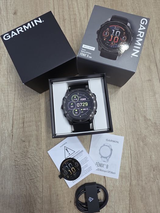 Garmin Fenix 8 Amoled Sapphire Carbon gray DLC Titanium 51 mm