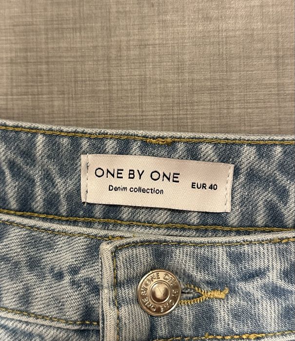 Джинси прямі блакитного кольору One by One