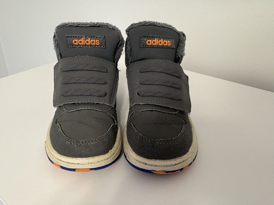 Trzewiki, buty Adidas rozmiar 24