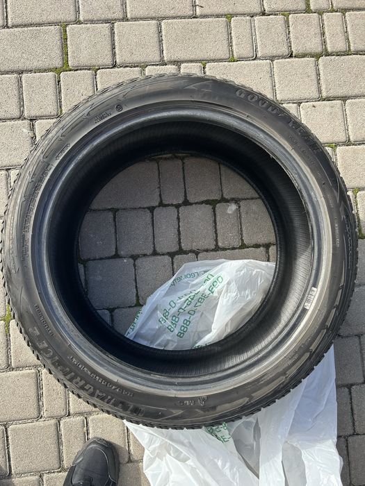 Goodyear UltraGrip Ice 2 245/45 R19 102T XL FP