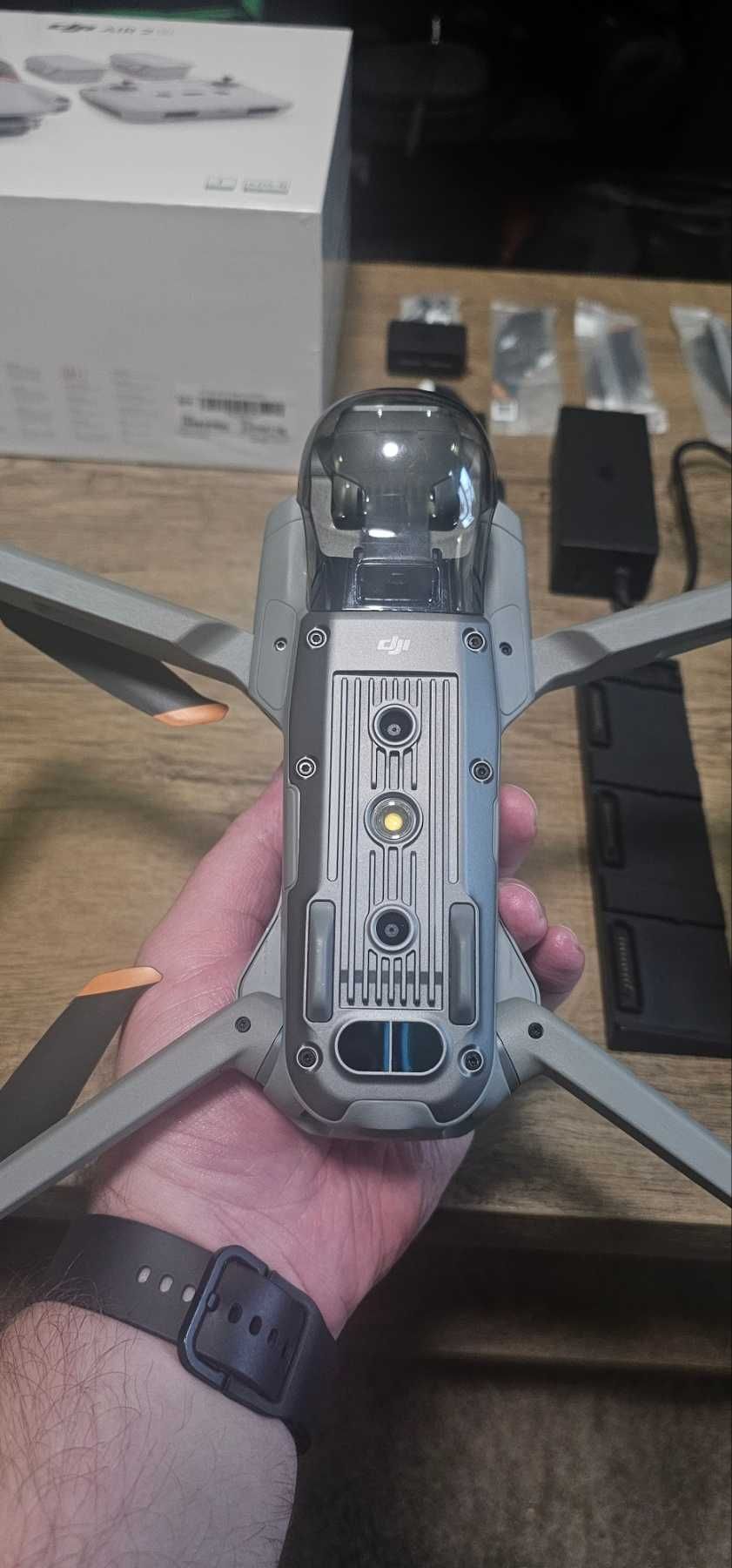 DJI Mavic Air 2S Fly More Combo (CP.MA.00000350.01) + зарядка в авто