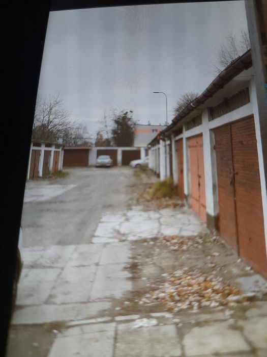 Do wynajęcia garaz murowany 33m2 na os.F