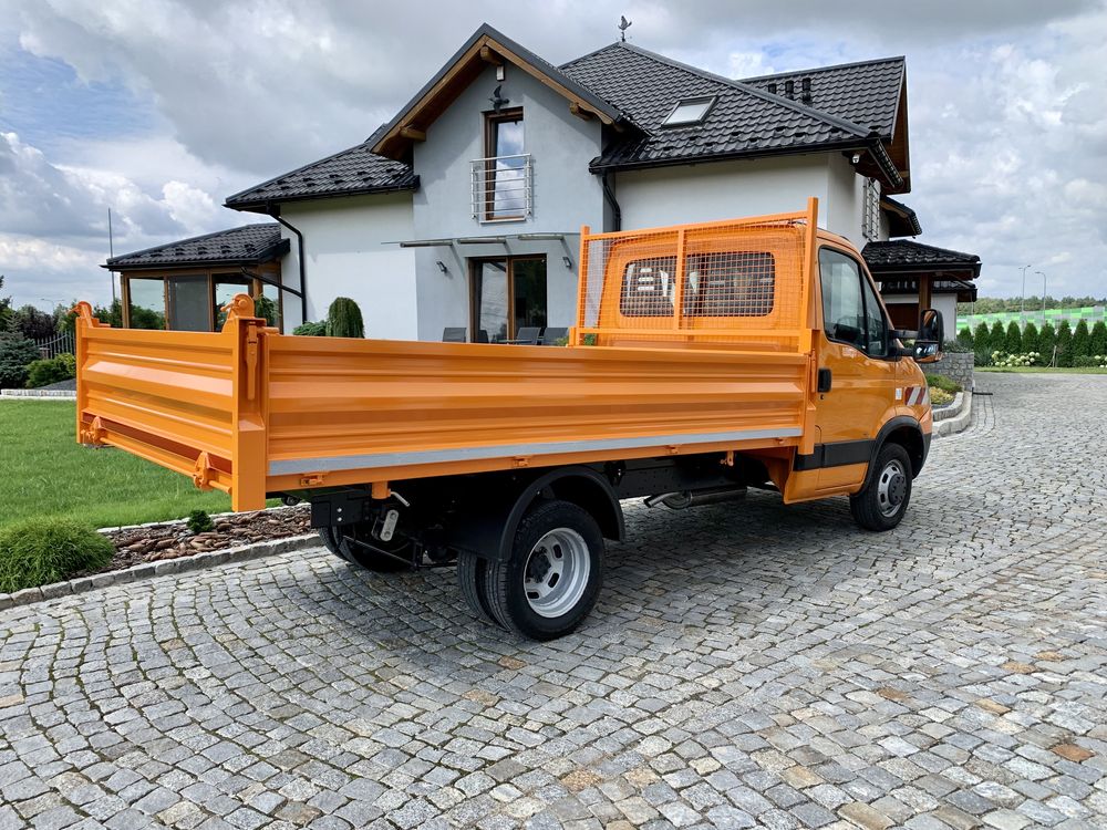 Zabudowa wywrotka na auto dostawcze kiper skrzynia transit