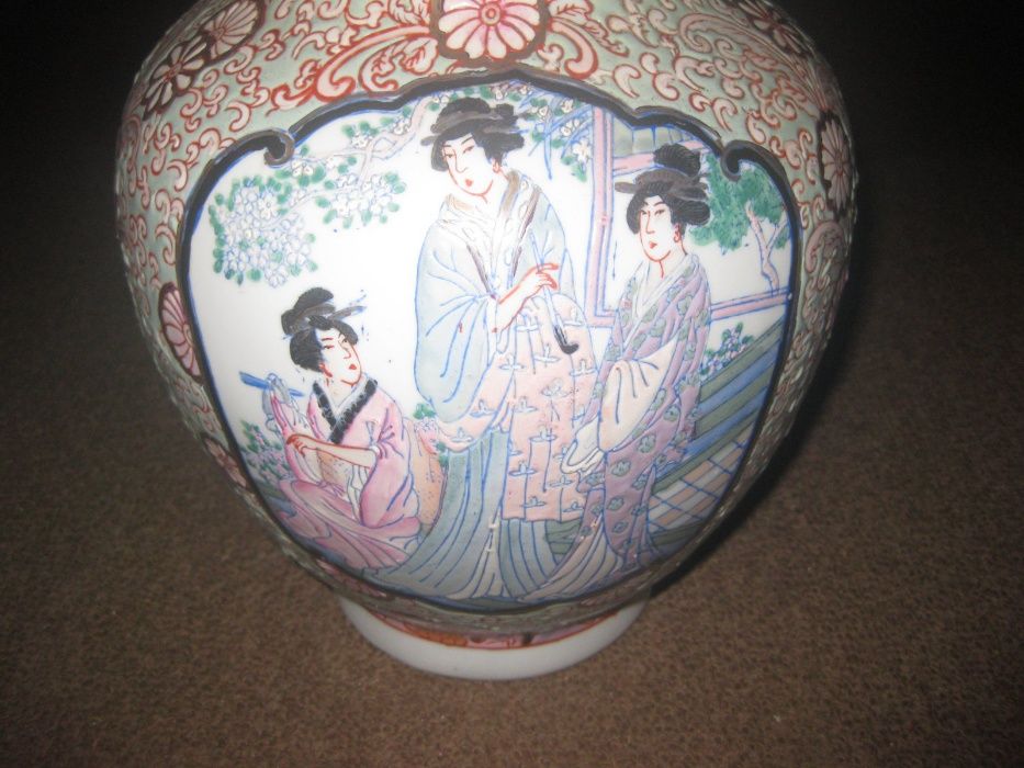 Jarrão em Porcelana Japonesa