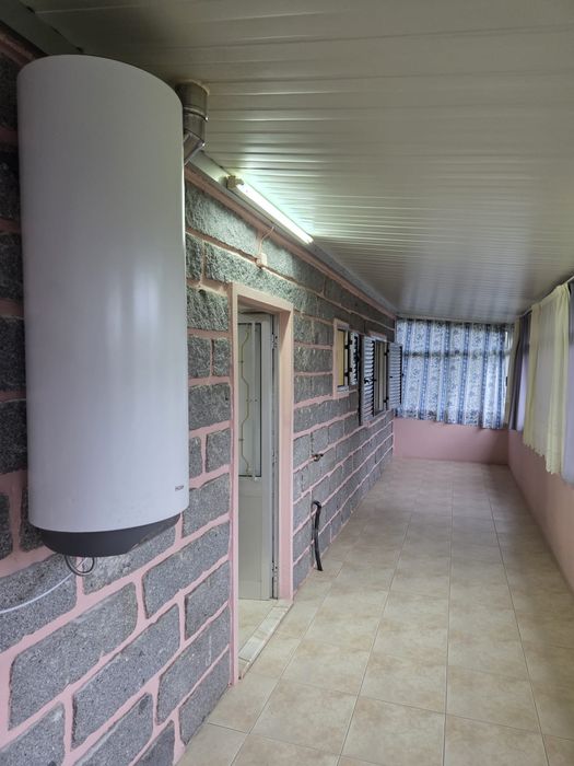 Arrenda se andar moradia T2 mobilado