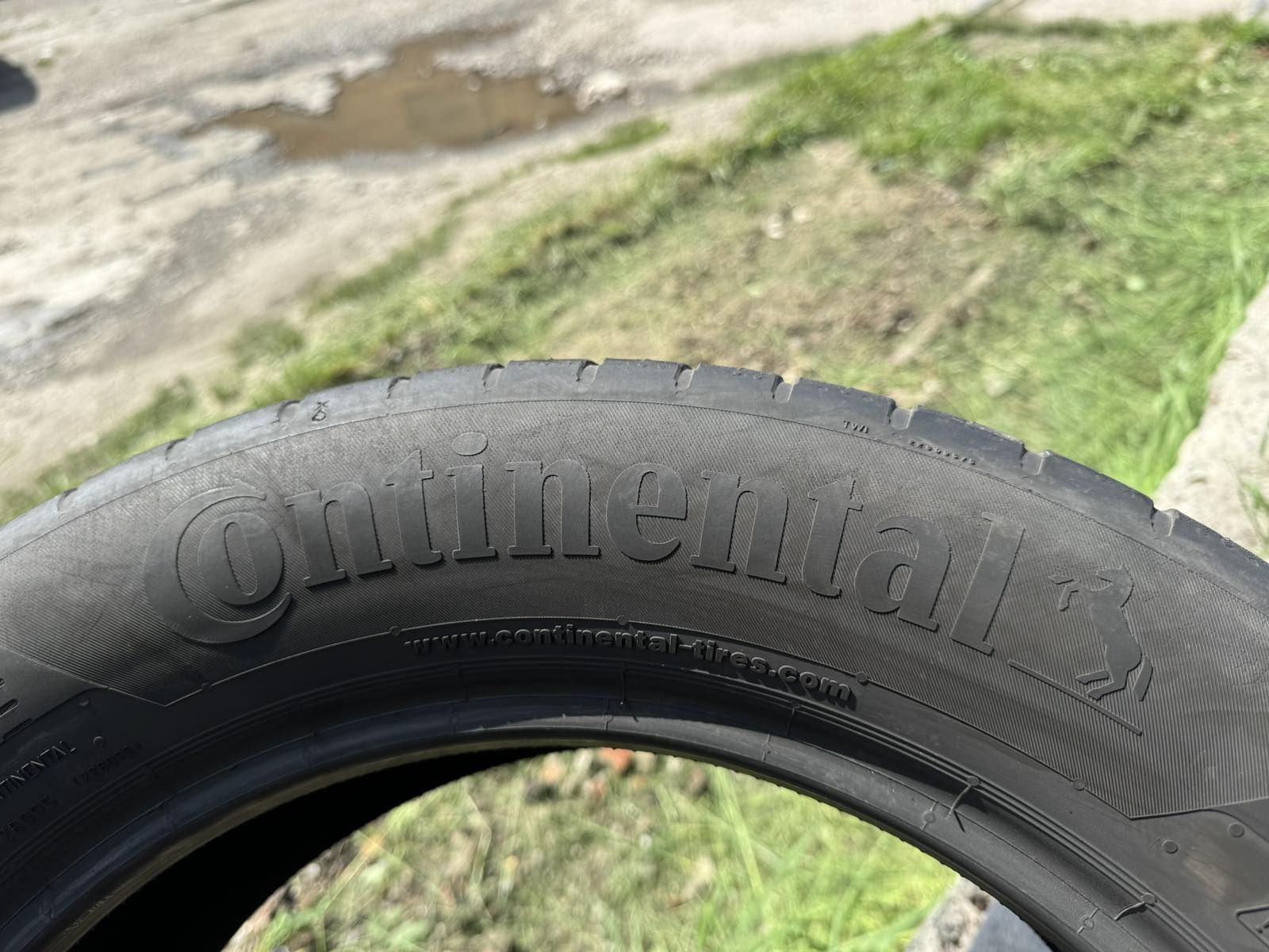 Літні шини Continental 235/55 R18 резина Р18