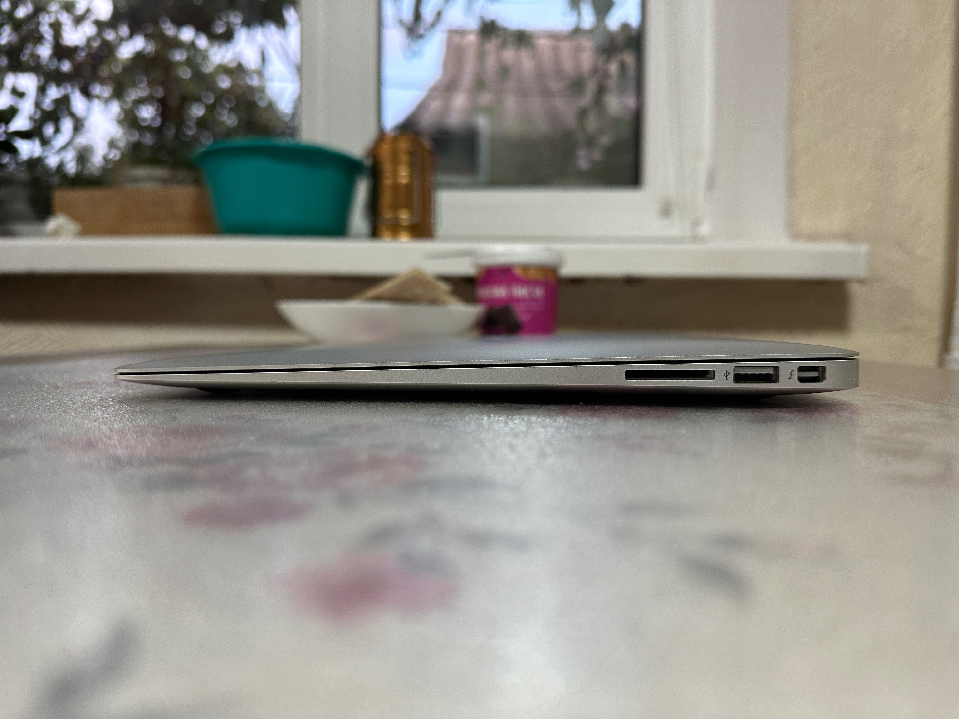 MacBook Air 2018 13 дюймів