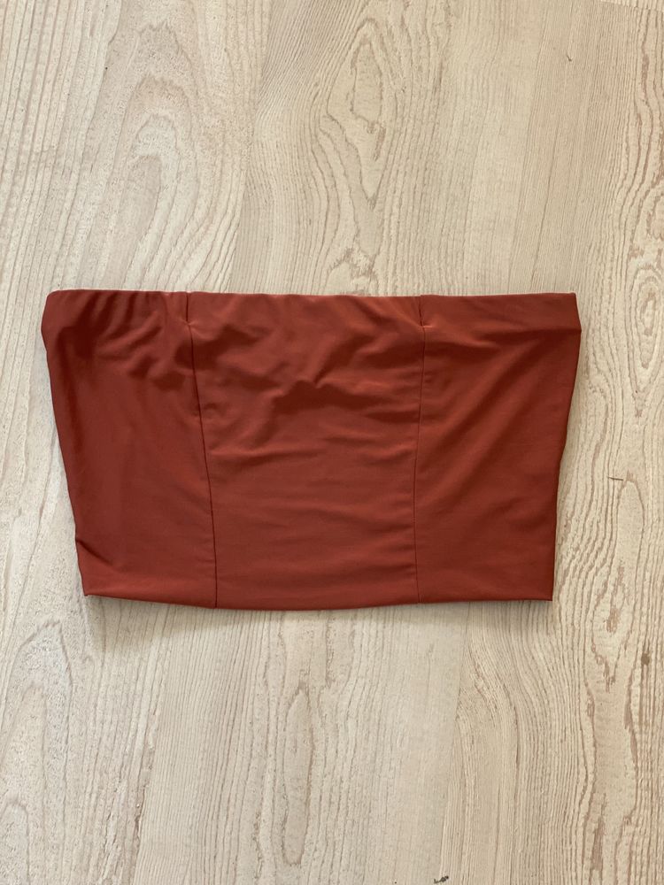 Brązowy crop top 38