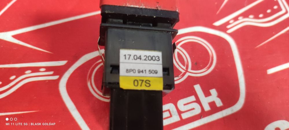 Włącznik Świateł Awaryjnych 6 Pinów  Audi A3 8P 1.6 3D 03 Blask Gołdap