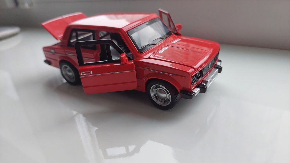 Моделька машины Lada 2106 Автопром  красная