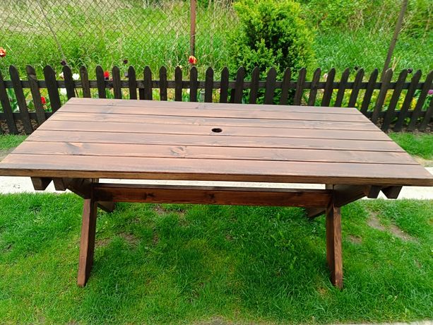 Duży stół ogrodowy/ Drewniany