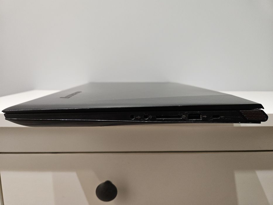 Laptop Lenovo Y50-70 i5-4210 2.9GHz 16GB Ram GTX 960M WIN 10