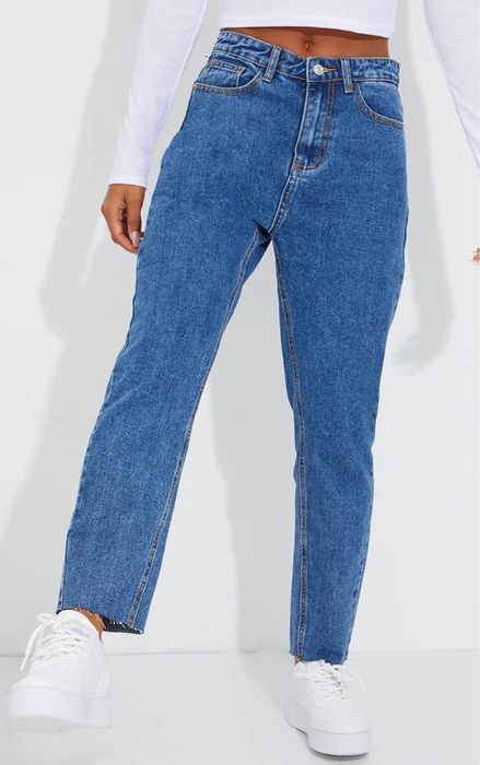 Джинсы Slim Mom от PrettyLittleThing