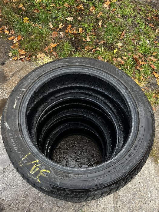 Гума , резина Debica