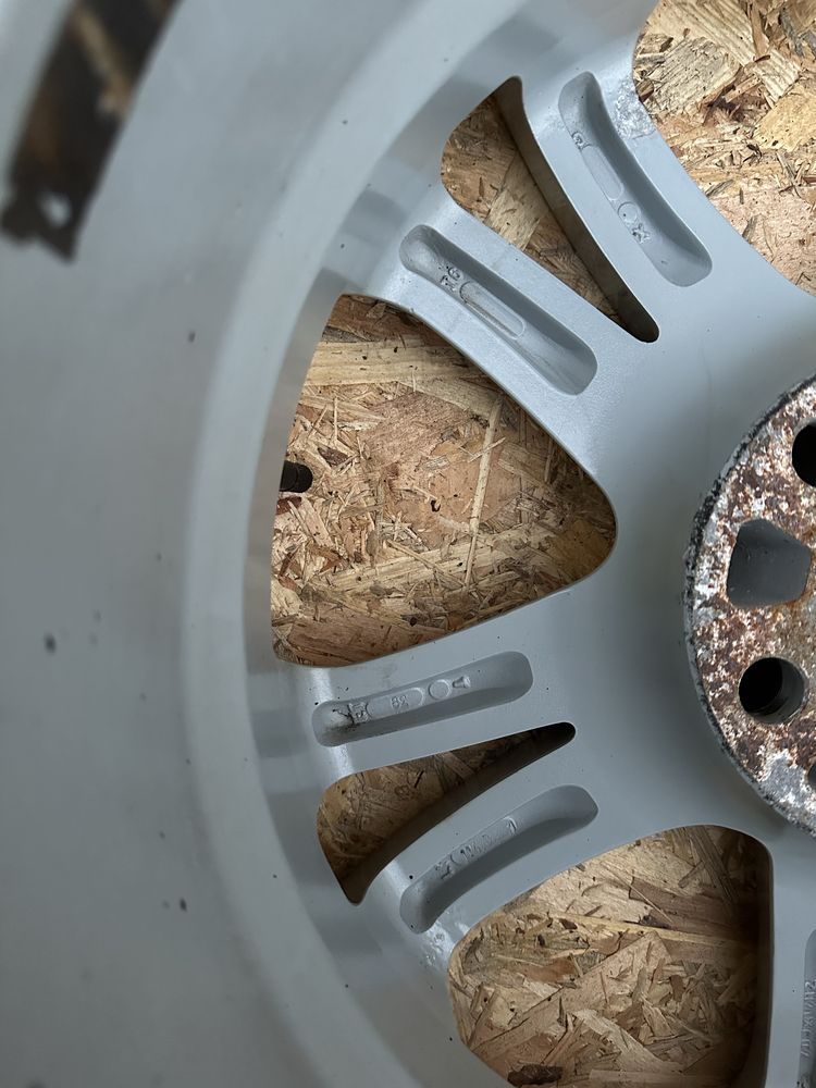 Диски5/114.3 R17 ET38 ЦО(діа)67.1 титани диски