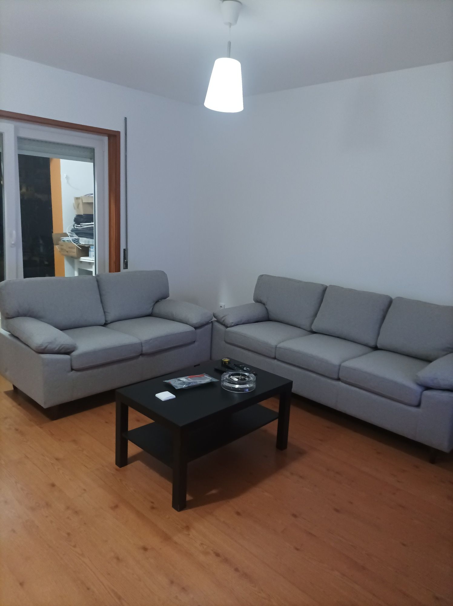 2 Sofás  como Novos Jysk