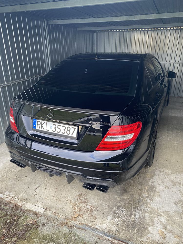 Mercedes W204 Lift C63 AMG Performance