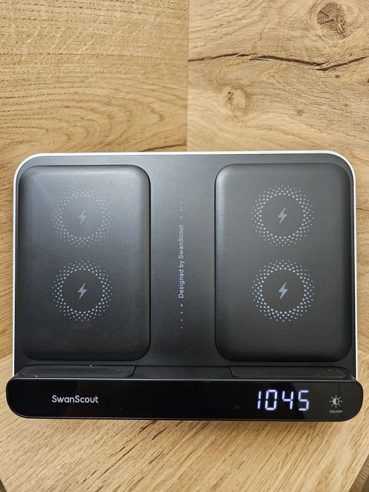 SwanScout 710S - Бездротовий зарядний пристрій для двох телефонів