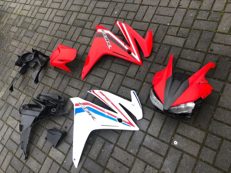 Honda CBR 500R 500 R  bok błotnik czasza lampa osłona