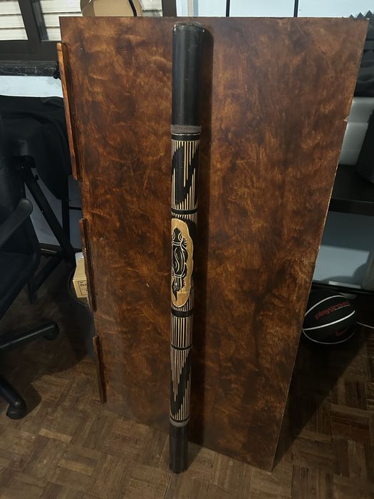 Didgeridoo de madeira