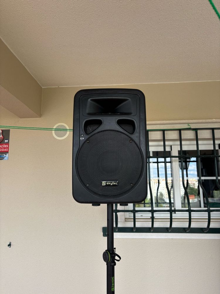 2 colunas Skytec 600w