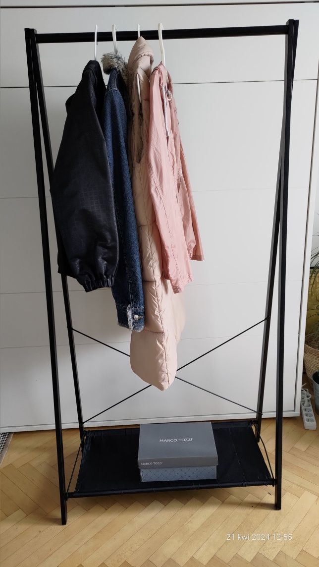 Loftowy metalowy stojak /wieszak na ubrania