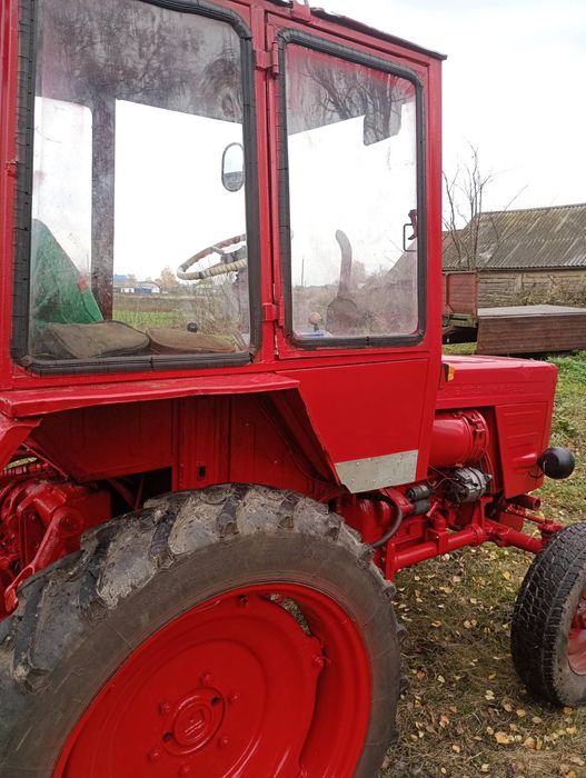 Трактор колісний Т-25