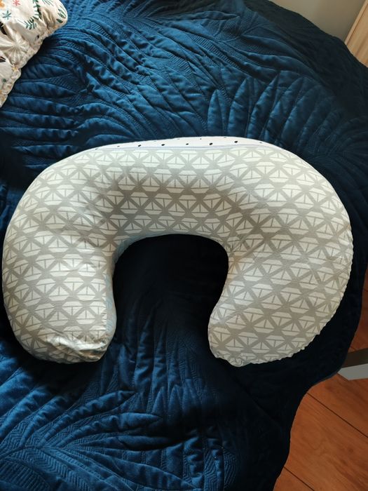 Poduszka do karmienia dziecka