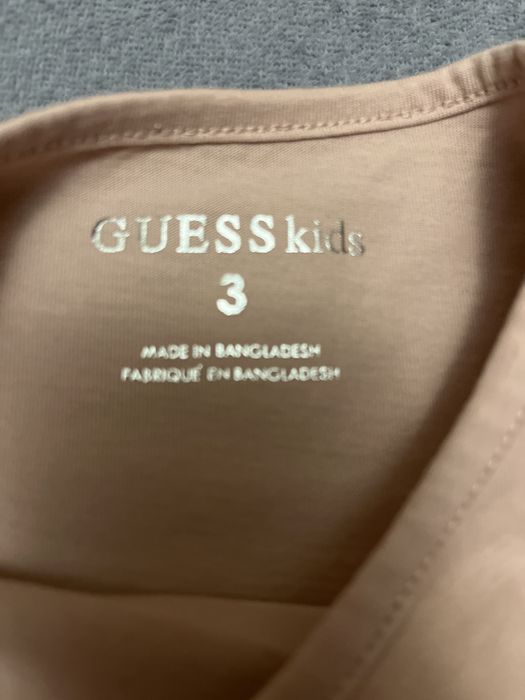 Koszulka Tshirt brudny róż Guess rozmiar 98