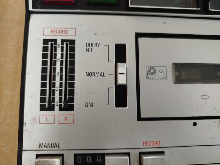 Magnetofon kasetowy Grundig CN730 Hi Fi na części stan nieznany PRL