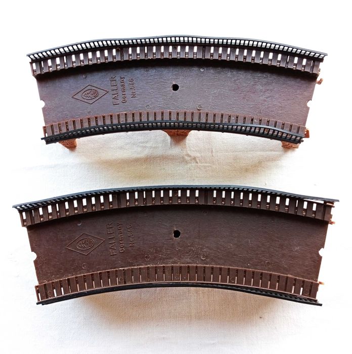 FALLER 546, duas pontes