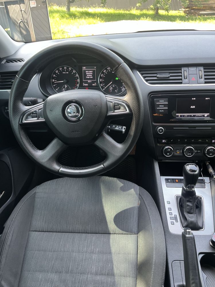 Skoda Octavia A7  2.0 дизель, автомат…
