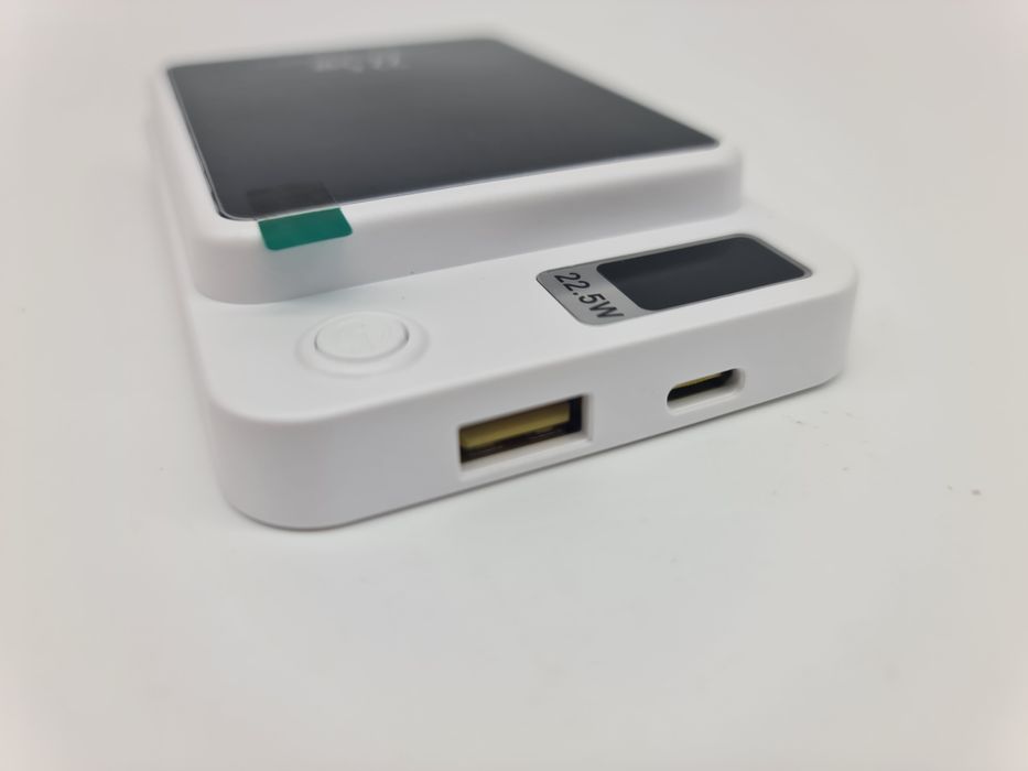 Powerbank super quick charge - novo