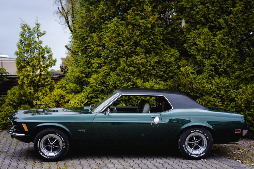 Samochód do ślubu ford mustang