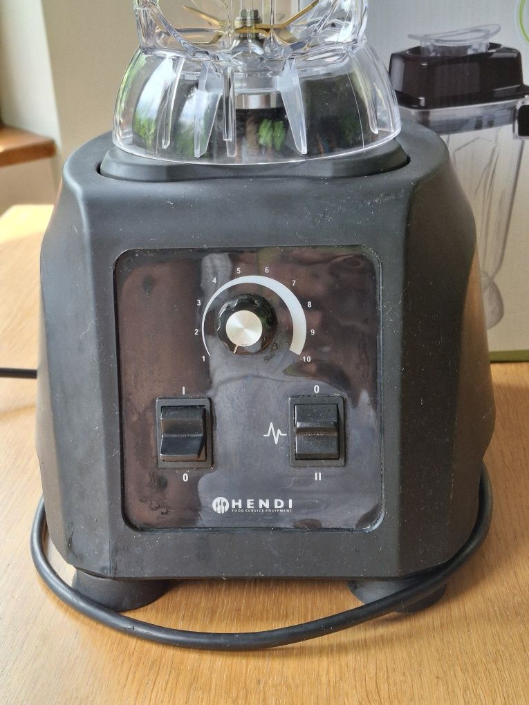 Blender kielichowy Hendi z nowym dzbankiem