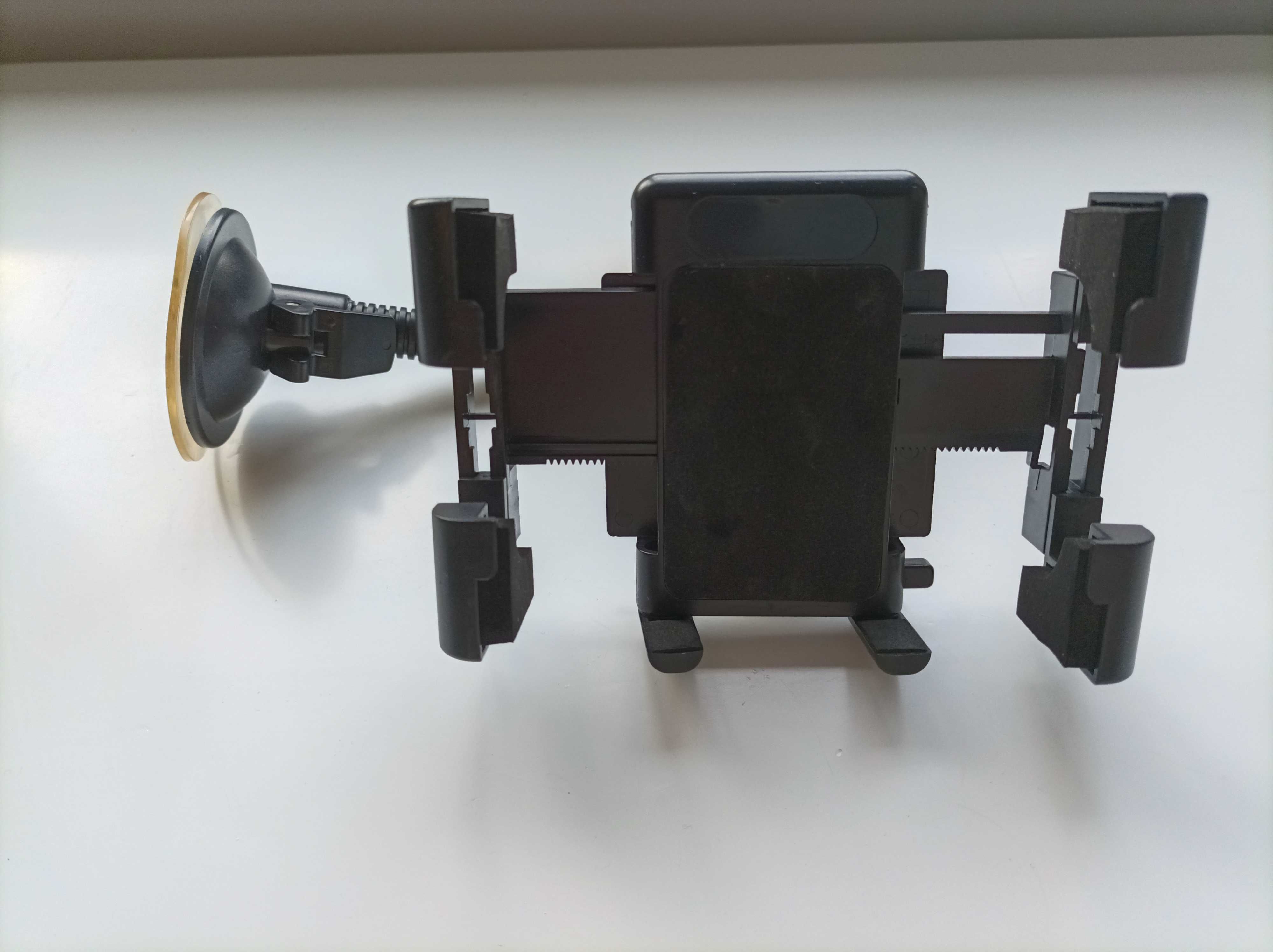 Suporte Ventosa Telemóvel/Smartphone para Automóvel Universal Preto
