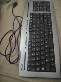 Teclado Trust com fio