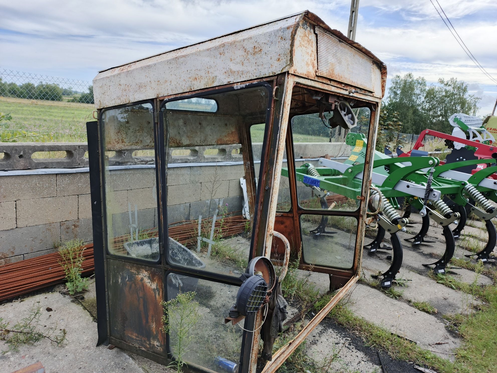 kabina kombajn bizon