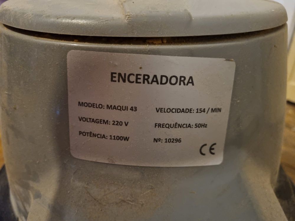 Vende-se Afagadora