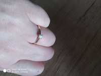 Apart pierścionek z diamentem
