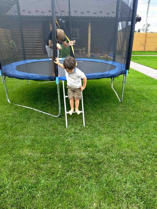 Оренда повністю автономного будинку довгостроково