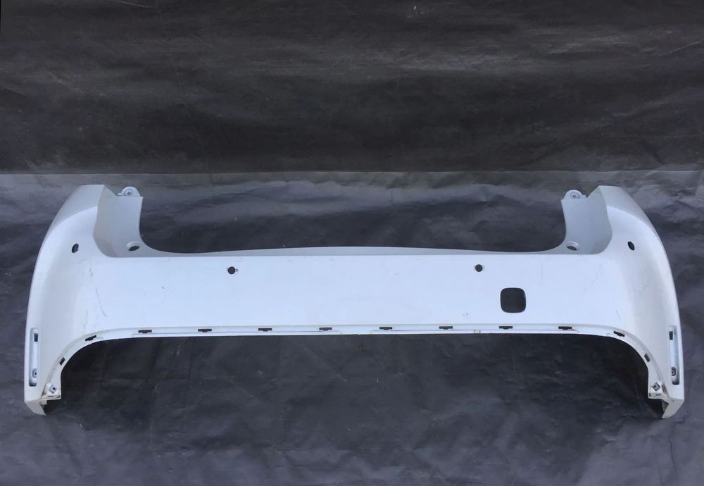 TOYOTA COROLLA KOMBI E21 2019- ZDERZAK TYLNY TYŁ 6 PDC