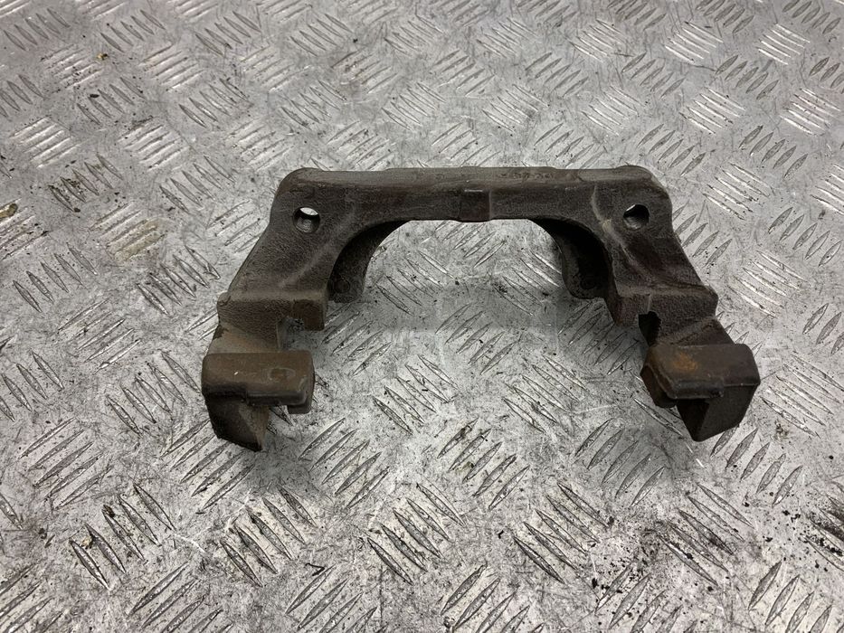 Скоба переднего суппорта 34116776792 для BMW X5 E70 2006-2013