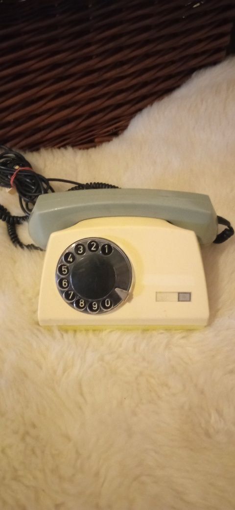 Telefon stacjonarny