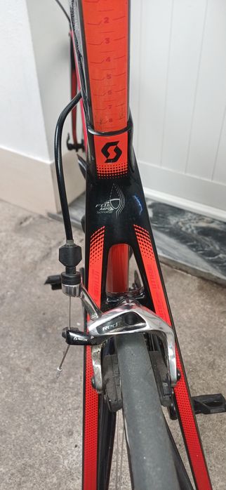 Bicicleta de Estrada SCOTT FOIL - Carbono - Grupo SRAM RED