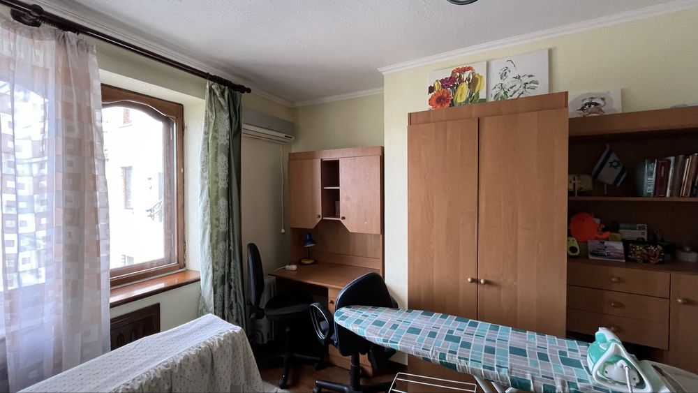 -Здам 2 кім. квартиру в Центрі міста