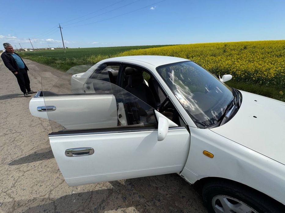 Продаётся настоящий японец Nissan Bluebird