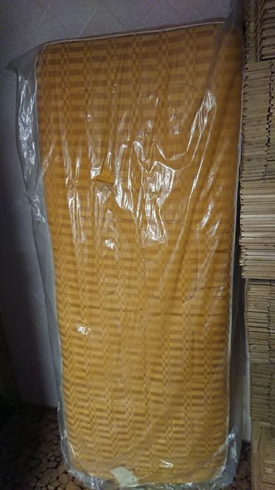 Матрац на пружинах двухсторонний. 190х80х18. Новый.